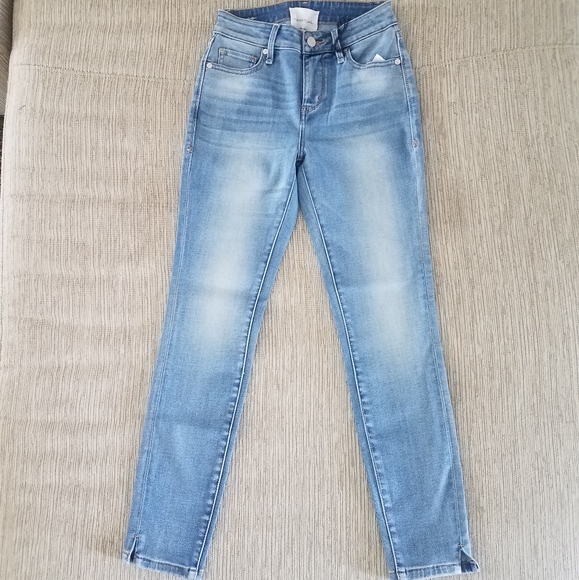 🦎 Habitual Jeans 🦎 - Picture 4 of 9